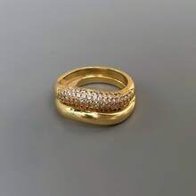 VKHK 2件套奢华镀金铜镶闪亮锆石戒指套装，适合女士日常及婚礼佩戴，礼品 - 2件組戒指 - 查看 5