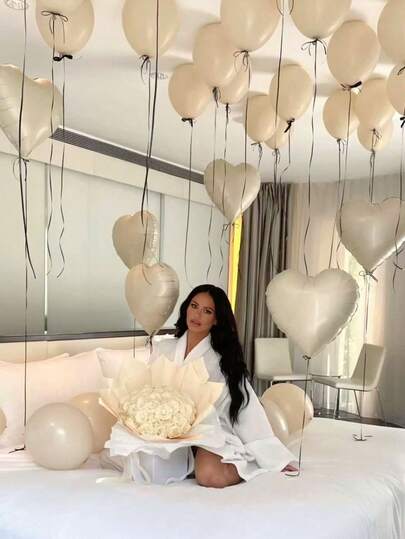 26pcs 18-Inch Cream-Colored Heart Foil Balloons, Ivory Latex Balloon Set Suitable For Birthday Party, Anniversary, Wedding Proposal, Romantic Valentine's Day Decoration