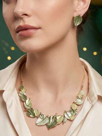 Cring Coco 2pcs Bohemian Enamel Green Leaf Jewelry Set, Zinc Alloy Necklace And Earrings Set, Suitable For Women's Daily, Ball, Party, Valentine's Day, St. Patrick's Day Jewelry Accessories Gift