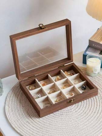 1 pieza Caja de joyería de madera de nogal, caja de joyería de madera exquisita para mejorar tu experiencia de almacenamiento de joyas. Hecha a mano con madera de nogal premium, con tapa de vidrio transparente y compartimentos cuidadosamente diseñados para organizar anillos, collares y aretes de manera perfecta. Una opción ideal para entusiastas de la moda global que aman el diseño minimalista, buscan durabilidad y desean agregar un toque de elegancia a su vida cotidiana. Donde quiera que estés, es un artículo imprescindible para almacenar y exhibir tus joyas preciadas.