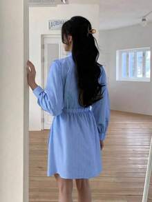 Roviva休闲优雅前扣收腰短款连衣裙，适合返校、情人节、办公、约会、度假、派对等场合，秋季女装 - 彩色 - 查看 4