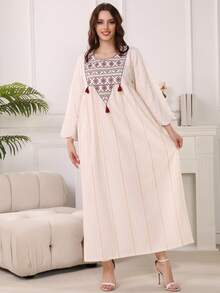 2026新款斋月传统优雅连衣裙，彩色刺绣，拼接圆领，流苏袖口，时尚优雅 - 白色 - 查看 2