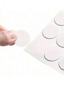 54片装自粘贴纸，用于密封螺丝孔、遮盖难看的开口、装饰偏心脚轮，适用于家具、学校、家庭和办公室。另有自粘孔密封剂、防尘贴纸和装饰盖板可供选择。 - 彩色 - 查看 4