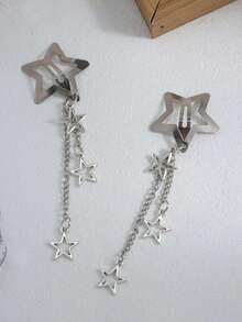 Y2K Edgy Baddie Style Metal Star Pendant Hair Clip, Five-Pointed Star Side Clip For Hairstyle Decoration, Claw Clips, Hair Slide, Hair Barrettes, Hair Accessories For Women, Head Accessories, Hairpin - Silver - View 4