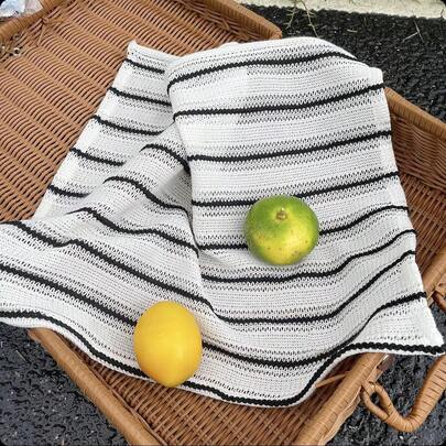 1/2/6 Stück koreanischer INS-Stil schwarz-weiß gestreifte gestrickte Servietten, Fotohintergrund und Tischset, geeignet für Feiertage und Heimdekoration