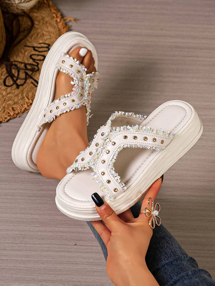 Women's New Beige Thick-Sole Rivet Sandals, Slip-On Beach Style Suitable For Vacation, Beach, Leisure Travel - Beige - View 1