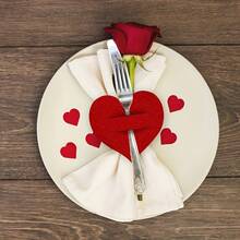10pcs Valentine'S Day Heart-Shaped Napkin Holders - Red Felt Table Decor For Romantic Dining, Weddings, And Celebrations, Festive Tableware Storage, Napkin Holder For Table, Wedding Table Decor, Romantic Table Setting, Decorative Napkin Rings, Durable Table Accessory 4CV3 - màu đỏ - 10 cái - Xem 1