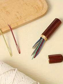 木制缝纫针收纳盒 - 便携式圆柱形盒，带金色标签，适用于刺绣、编织和手工制作 - 小巧的缝纫用品盒，可存放珠子、金属丝、手工制品等