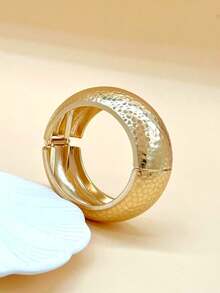 1 chiếc vòng tay bản rộng mạ vàng mờ, kiểu dáng thời trang, phù hợp cho kỳ nghỉ, đi biển, dự tiệc và trang phục hàng ngày. - Vàng - Xem 3