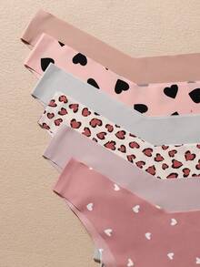 6条装女士内裤：纯色优雅心形图案，面料柔软舒适，适合居家穿着