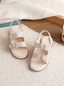 1 Pair Girls' Fashionable Versatile Glitter Thick Sole Flat Sandals - Silver - View 4