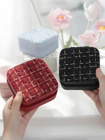 1pc Houndstooth Pattern Jewelry Box, Portable Travel Zipper Jewelry Case, Simple Jewelry Box For Travel And Home, Fashionable Personalized Leather Mini Jewelry Box, Earrings, Necklaces, Rings Storage Box, Dust-Proof Small Jewelry Storage Box