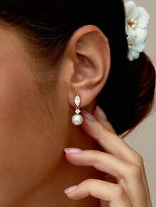 14K镀金CZ珍珠新娘耳环，低过敏镀金耳环，优雅新娘珍珠首饰，女士款 - 金色 - 查看 2