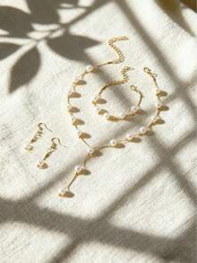 4件套优雅仿珍珠首饰套装，包括Y型项链、珍珠耳环和手链，适合女士日常佩戴 - 4pcs - 查看 6