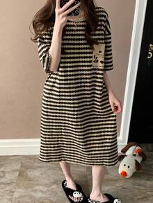 女士条纹口袋短袖睡袍，圆领套头休闲家居服，春夏款 - 卡其色 - 查看 1