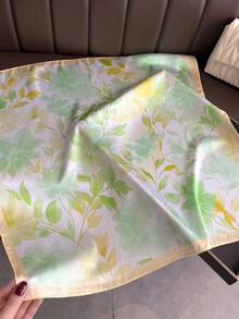 1pc Korean Style Floral Print Women's Faux Silk 68cm Square Scarf, Headband, Handbag Tie, Suitable For Beach, Street, Daily, Vacation, Business, Fashion Decoration Ribbon