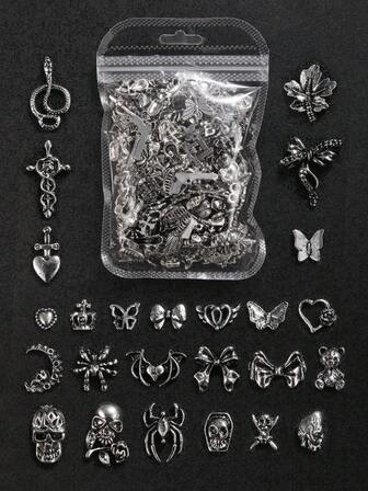 100个万圣节3D骷髅、交叉的手、蝙蝠、心形、蜘蛛、蛇和恶魔金属美甲装饰；复古蛇、恶魔、骷髅、兔子和蝙蝠骨美甲饰品；Y2K哥特风金属美甲宝石，适合DIY女孩；亚克力美甲贴纸，可用于手机壳、鞋子、衣服和包包