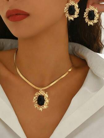 2pcs/Set Retro French Minimalist Acrylic Casual Elegant Everyday Versatile Personalized Simple Stud Earrings & Pendant Necklace Set