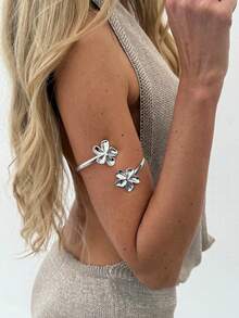 1pc Bohemian Vintage Metal Flower Cuff Bracelet, Minimalist Floral Upper Arm Bracelet, Gold Alloy Armband, Suitable For Women's Daily And Holiday Wear - Flower Arm Bracelet - View 3