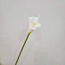 5支/10支仿真马蹄莲花束，逼真假花，适用于派对、花园、客厅、卧室、餐桌、办公室装饰，适合春夏、万圣节、感恩节、秋季、情人节、生日、毕业礼物（黄橙色）