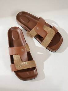Sandale plate cu model de piele de șarpe auriu pentru femei, la modă, maro, confortabile, pentru plajă, sandale pentru femei cu design minimalist, toc jos și talpă groasă, sandale pentru femei, stil resort, fără slip-on, cu vârful deschis - Maro - Vizualizare 1