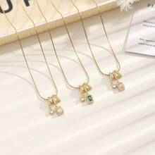 一款优雅的304不锈钢镶钻吊坠项链，适合女性佩戴，百搭时尚，日常佩戴皆宜。 - 金色 - 查看 5