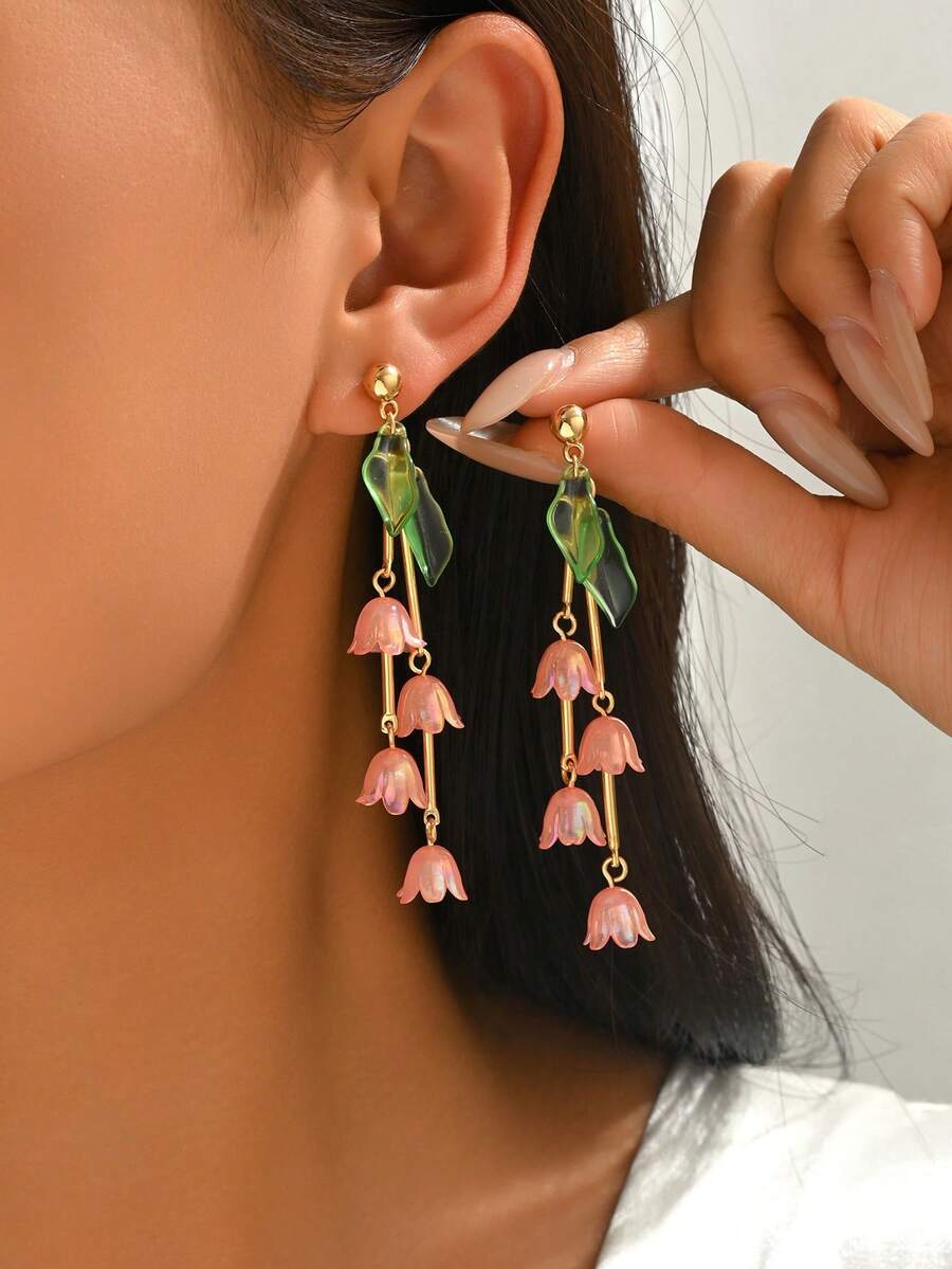 一对甜美可爱的粉色风铃花吊坠耳环，简约风格，适合女性佩戴，可用于约会、聚会、母亲节、情人节等场合作为礼物。 - 彩色 - 查看 1