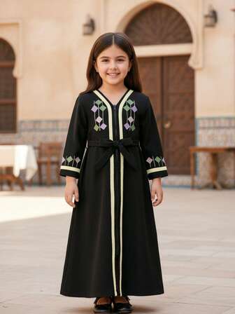 4-7Y Girls' Middle Eastern Elegant Princess Style Geometric Embroidery Waist Belt Design V-Neck Long Sleeve Fitted High Waist Dress, Suitable For Family Gathering, Wedding, Party, Birthday, Stage Performance, Holiday Occasion, Spring/Summer/Autumn