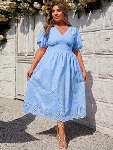 Simplee Vestido Evasê Rosa com Decote em V para Mulheres Plus Size, Mangas Bufantes, Decorado com Recortes Requintados e Babados em Formato de Leque, Elegante para o Verão - Azul - Visão 5