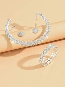 4pcs/Set Multi Row Bridal Women's Fashionable Crystal Necklace Set. Luxury Jewelry Sets Are Suitable For Parties, Gift Giving, And Daily Use.