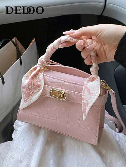 Elegant och snygg ny vår- och sommarhandväska med stenmönster, utsökt retro och högkvalitativ axelväska med sidenscarf, nischdesign och högkvalitativ damväska, lämplig för dejting, middagar, shopping och foton