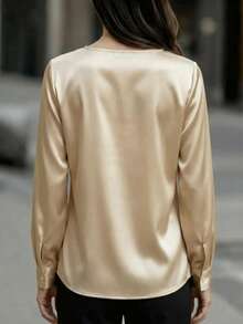 女士高端缎面V领长袖衬衫 - 面料顺滑，剪裁简约，多种颜色可选，优雅衬衫，适合办公室、下午茶、假日约会（新年派对风格） - 秋冬春季时尚 - 杏色 - 查看 5