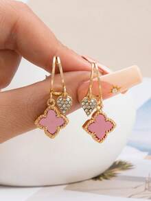 一对优雅的心形和四叶草吊坠耳环 - 独特简约的设计，适合女性，是情人节礼物/日常搭配的完美珠宝配饰，时尚百搭 - 粉色 - 查看 6