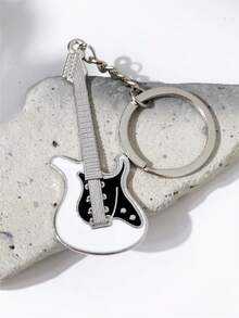 1 件黑色、红色、白色创意金属吉他钥匙扣，男女皆宜，可作为小型纪念礼物、钥匙扣和小吊坠，送给音乐爱好者。 - 白色 - 查看 1
