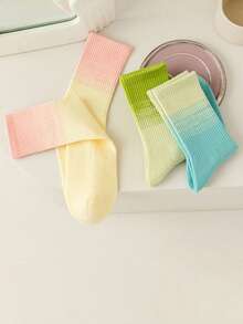 6 Pairs Fashionable Gradient Color Women Handmade Seamless Moisture-Wicking Anti-Friction Mid-Calf Socks, Suitable For Running, Sports Exercise And All Seasons