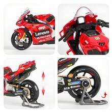 Maisto Mô hình xe máy Ducati Desmosedici GP 2024 tỷ lệ 1/18 - Số 1 Francesco Bagnaia và Ducati GP23  2024 #93 Marc Márquez, mô hình xe máy đúc kim loại, đồ chơi sưu tập xe thực tế, quà Giáng sinh/sinh nhật cho nam giới. - GP24-#1 - Xem 6