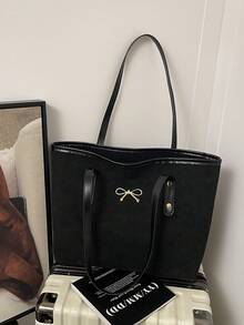 1 pièce Nouveau sac à main en daim grande capacité pour femmes, fermeture éclair, poignées doubles avec nœud papillon en métal. Couleur noire, convient aux jeunes femmes, pour le travail, les courses, les voyages, les occasions décontractées et professionnelles. Idéal pour l'utilisation quotidienne des femmes.