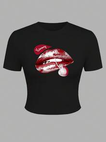 ملابس علوية قصير الأكمام قابل للتخصيص للنساء ذوات الحجم الكبير. أضف صورك الخاصة (صور، سيلفي، صور الأصدقاء أو العائلة، شعارات، إلخ)، مثالي كهدية للذكرى السنوية أو عيد الحب - الأسود - مشاهدة 4