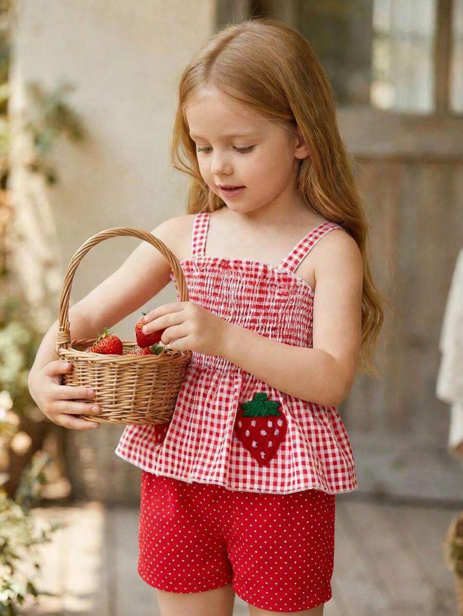 女婴情人节套装 - 草莓格子印花吊带背心 + 可爱红色波点短裤套装 - 紅色 - 查看 1