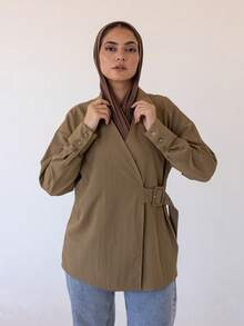DAZY 女士休闲宽松纯色系带衬衫，翻领长袖，秋季 - 卡其色 - 查看 3
