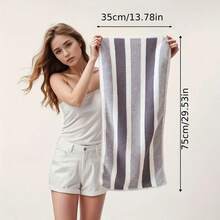 13.7 x 29.5 英寸珊瑚绒毛巾套装，现代条纹露营毛巾，超柔软速干，是露营和浴室的理想之选。