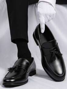 Men's Loafers Slip On Driving Shoes, Suitable For Daily Wear. Classic And Simple Business Shoes With Tassel Decoration Are Lightweight Men's Shoes - 黑色 - 查看 1
