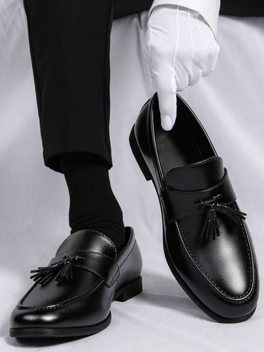 Men's Loafers Slip On Driving Shoes, Suitable For Daily Wear. Classic And Simple Business Shoes With Tassel Decoration Are Lightweight Men's Shoes - 黑色 - 查看 1