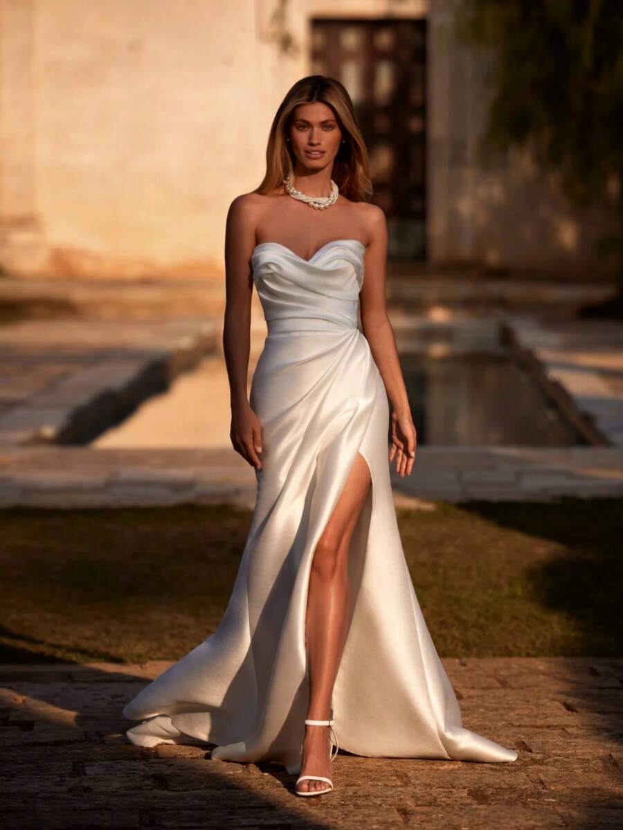 Enchanting Strapless Sweetheart Neck Satin Mermaid Wedding Gown With High Side Slit, Wedding Dresses For Bride, Elegant And Comfortable, Includes Plus Sizes, Bridal Gown, Formal Dresses For Women, Suitable For Wedding, Party, Vacation, Bride, Formal Occasions, Dinner Dress, Prom Dress, After-Party Dress, Homecoming Dress, Cocktail Party, Birthday Party, Celebration, Gala, Festival, Ceremony - 白色 - 查看 1