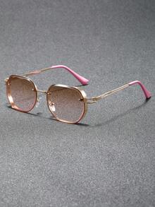 1副男士几何金属方形全框有色镜片眼镜，精致经典流行设计，完美ins风时尚眼镜，适合度假、商务休闲、外出等各种场合的穿搭配饰。 - 彩色 - 查看 3