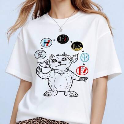 C1AmiS1etA1 Para adultos - Ned haciendo malabariS1Mos con  logotipos de Twenty One PiloEsta camiseta unisex de 220 g, 13925 % algodón, está confeccionada con fibras resistentes y de alta calidad que se adaptan a diferentes tipos de cuerpo, ofreciendo comodidad y durabilidad. Esta chaqueta transpirable es ideal para todas las estaciones, desde primavera/verano hasta otoño/invierno, perfecta para vacaciones y conjuntos de fin de semana.
