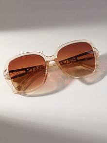 Cute 1pc New Fashion Large Frame Round Face Glasses Beach Accessories - Brown - View 3