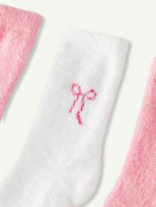 Bonmuse 2/4 Pairs Of White And Pink Fuzzy Women's Crew Socks, Bow Pattern Warm Socks, Soft And Comfortable, Suitable For Autumn And Winter,Random Colors, Fluffy Socks - Multicolor - View 3