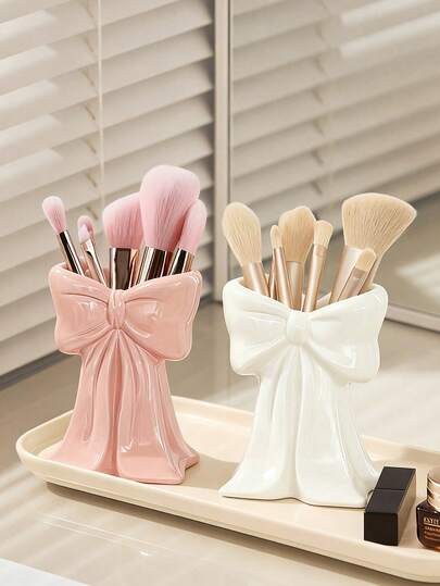 Cute Bow-Shaped Cosmetic Storage Box - Desktop Makeup Brush And Office Supplies Organizer, Elegant Makeup Brush Holder Design, Ideal For Girls, Students And Women As Creative Decor, Christmas Home Decor, Personalized Gift, And The Best Christmas Gift For Ladies/Gentlemen.