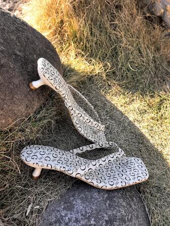 Damflip-flops med hög klack, moderiktiga och bekväma sandaler med fyrkantig tå för kontor, fest och vardagsbruk